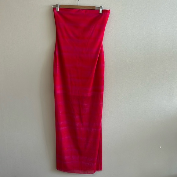 Revolve h:ours Rios Maxi Dress in Strawberry Tie Dye - Picture 1 of 4